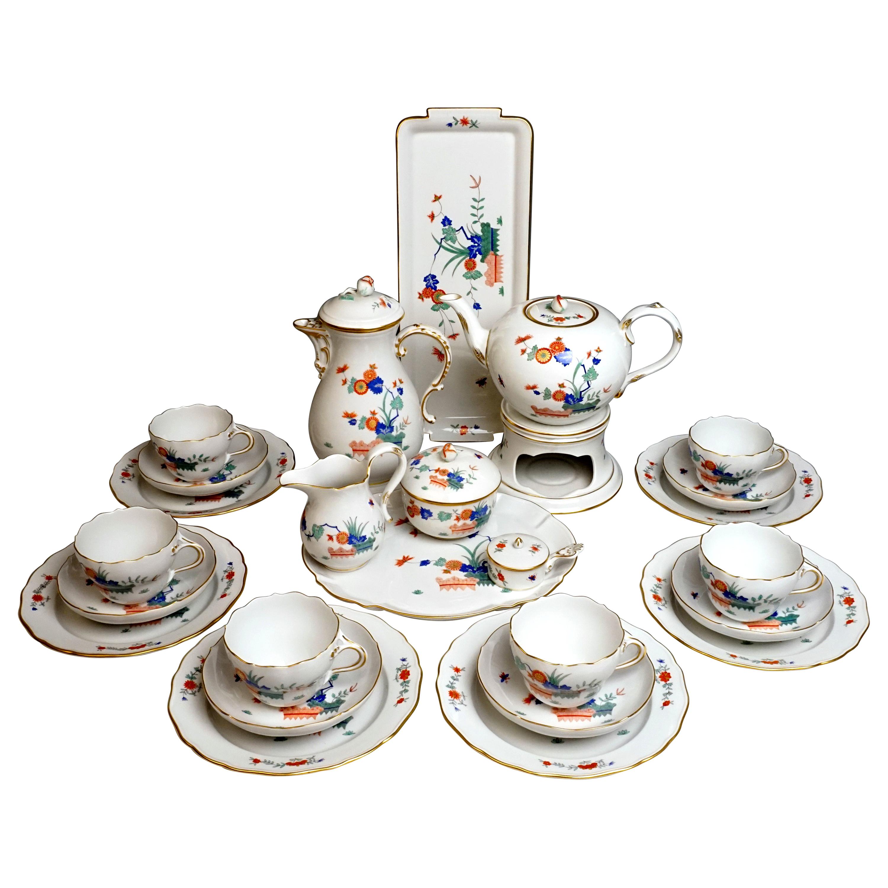 Meissen Coffee and Tee Set With Dessert Plates Chinese Straw Decor 6 People