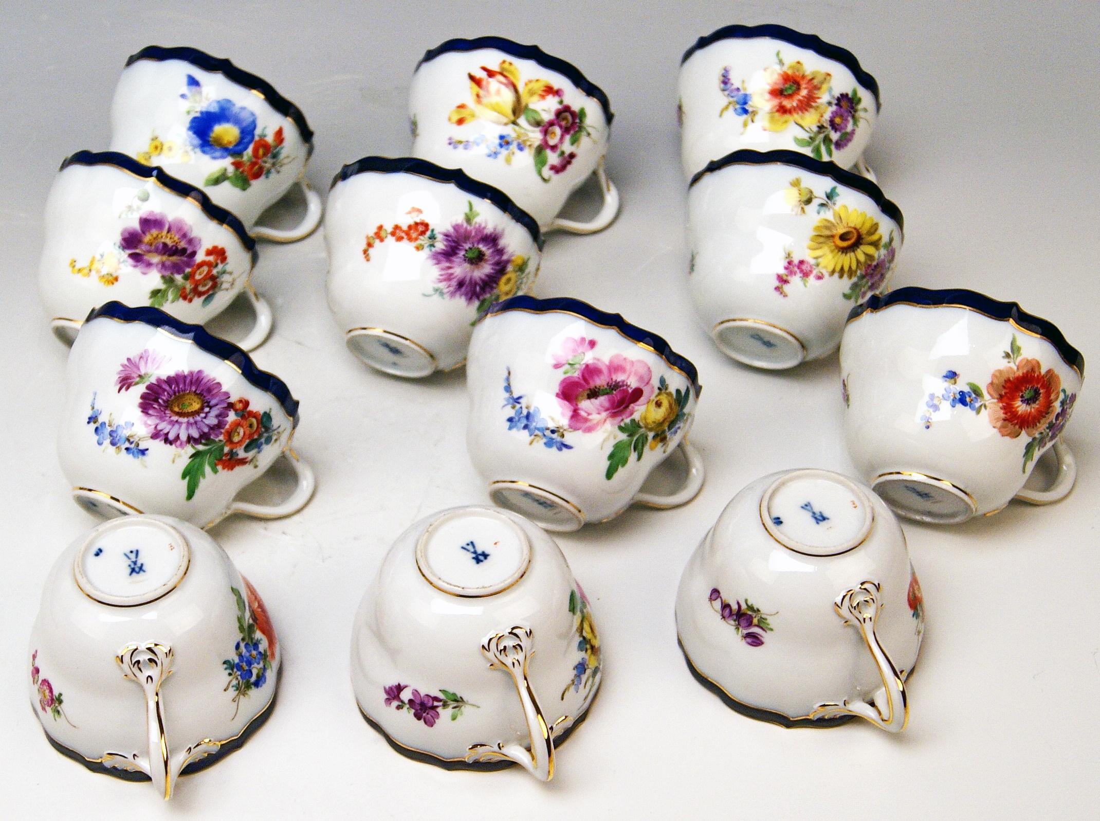 Meissen Coffee Set Bouquet Nr. 051110 12 Persons Pfeiffer Period 1924-1934 For Sale 1
