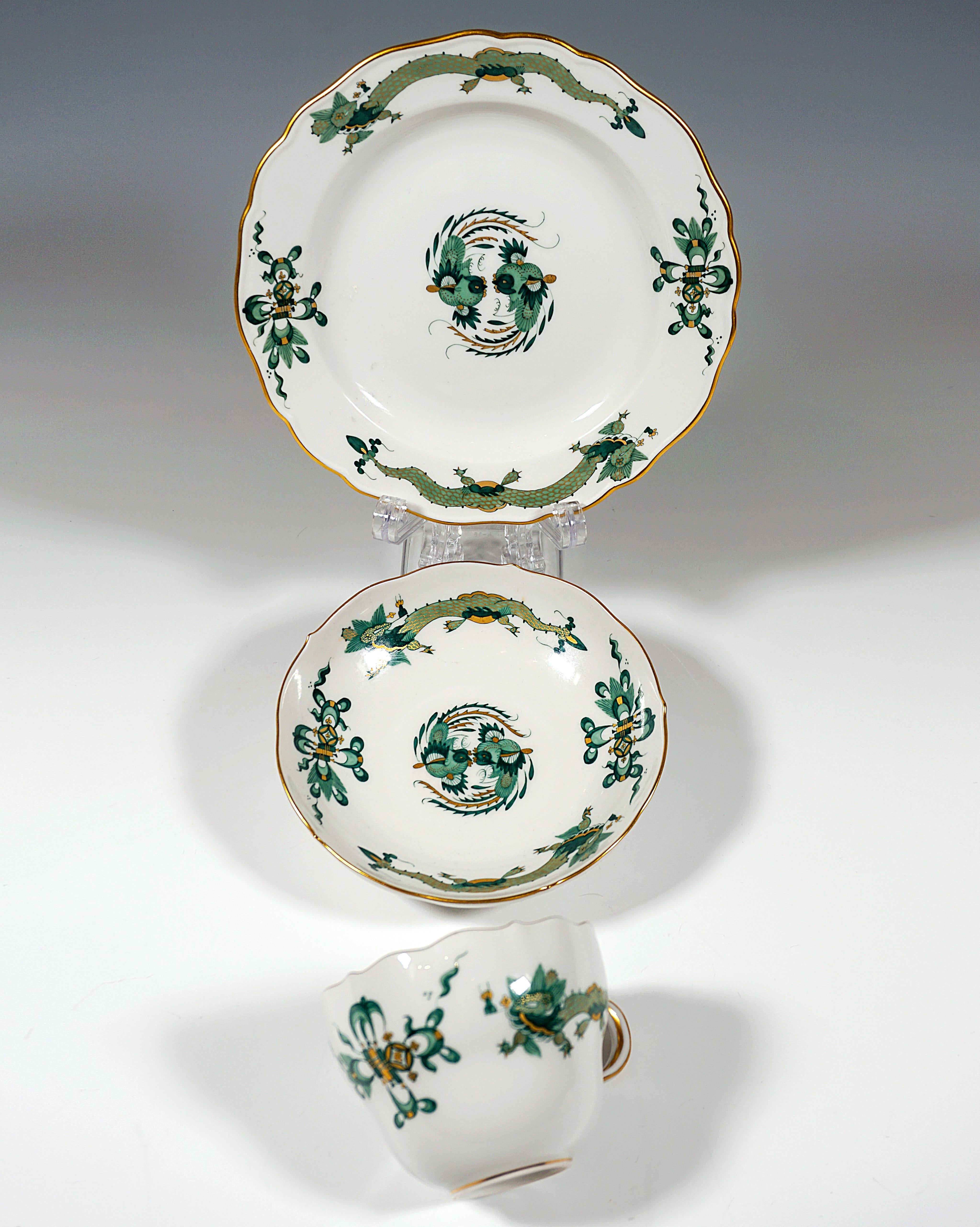 Meissen Coffee Set For 6 Persons Rich Dragon Green & Gold, 20th Century For Sale 3