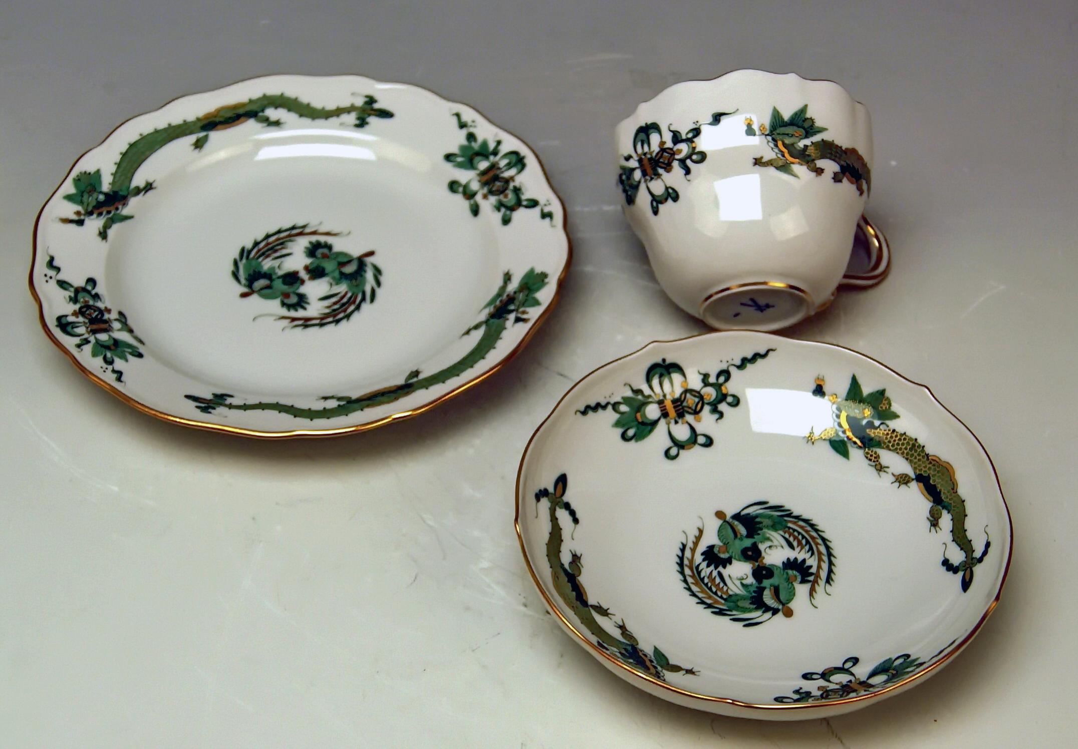 Late 20th Century Meissen Coffee Set Rich Green Dragon Decor Nr 320310 Six Persons Made circa 1970