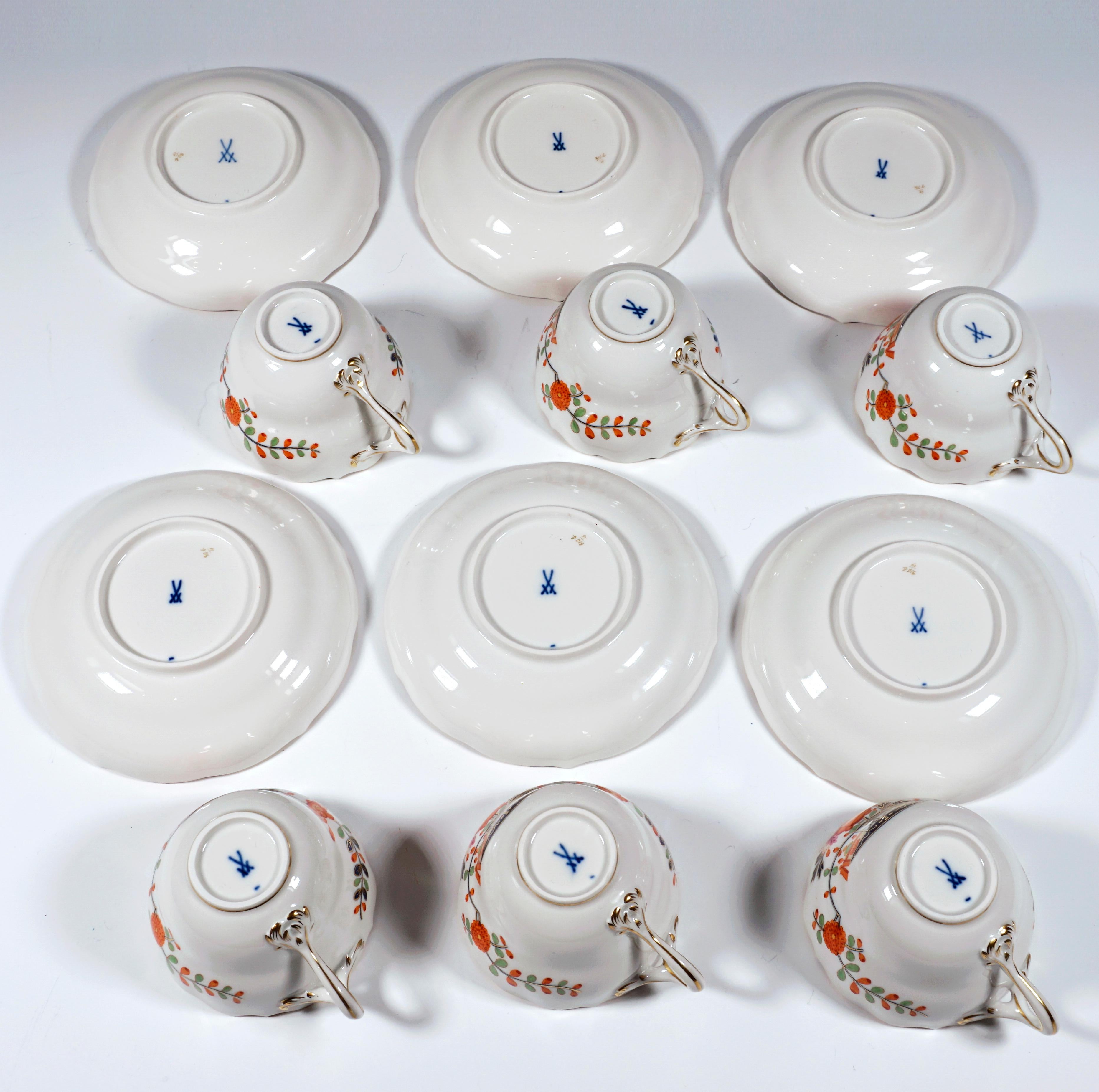 Meissen Coffee & Tea Set For 6 People, Indian Flowers Coloured & Gold, 20th C. For Sale 2