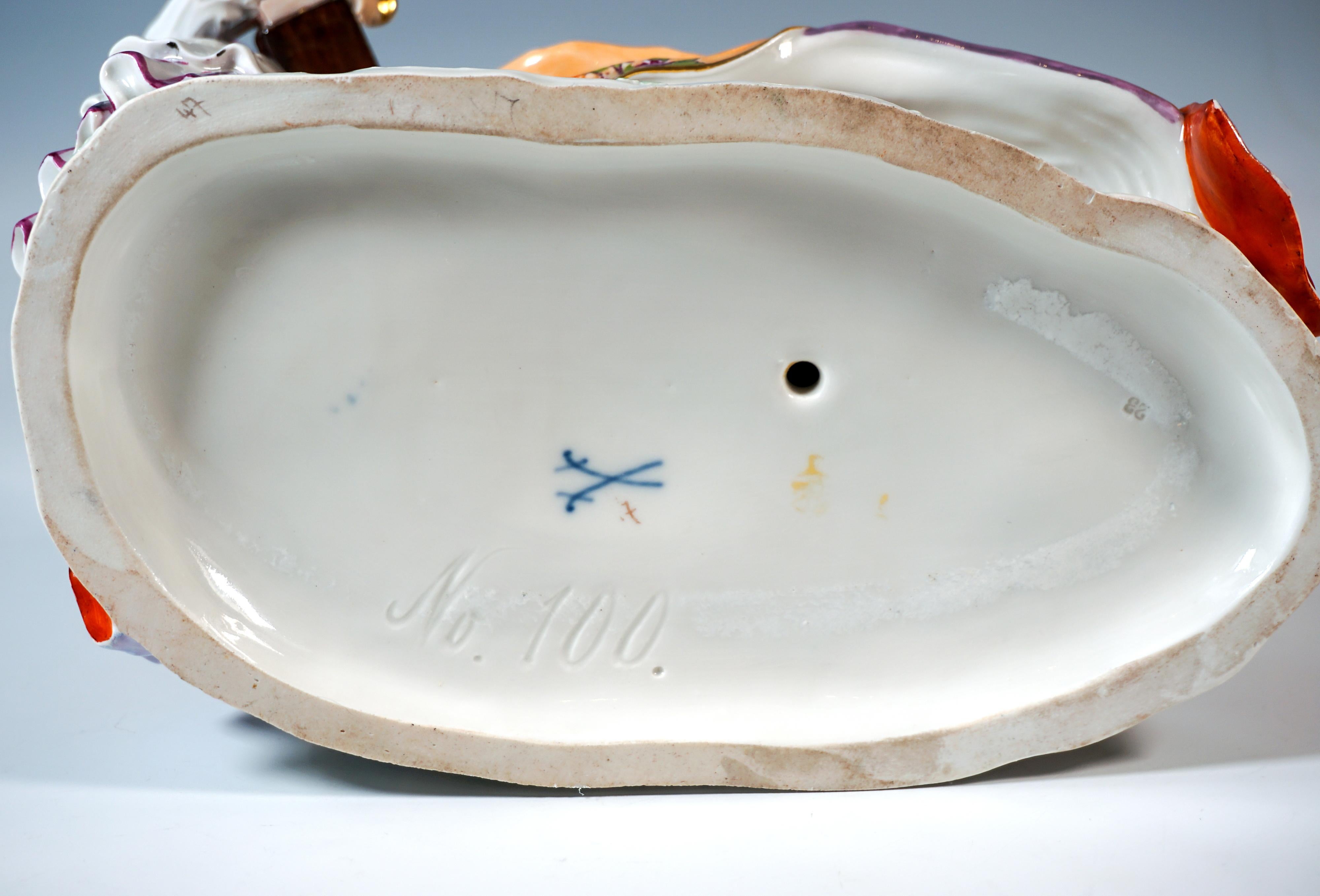 Porcelaine Groupe de crinolines de Meissen 'The Heart Box Sale', par J.J. Kaendler, Allemagne, vers 1850 en vente