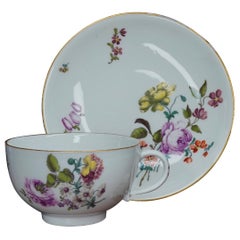 Antique Meissen Cup and Saucer with 'deutschBlumen' Flowers, circa 1750