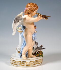 Figura di Cupido di Meissen 'Je Les Enflamme', di M.V. I.I., Germania, 1870 ca.