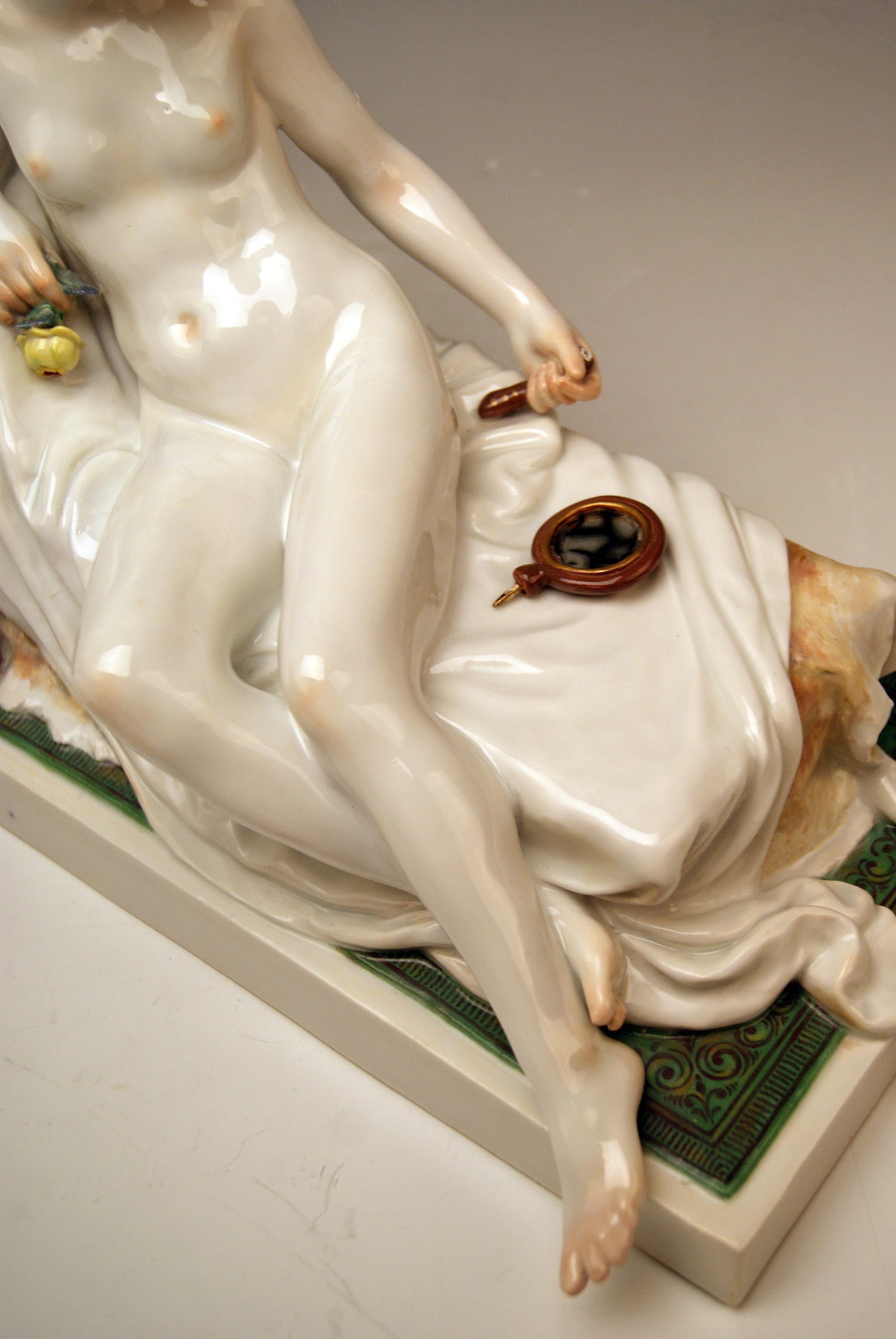 Meissen Female Nude Figurine with Mirror Model T 185 Robert Ockelmann 2