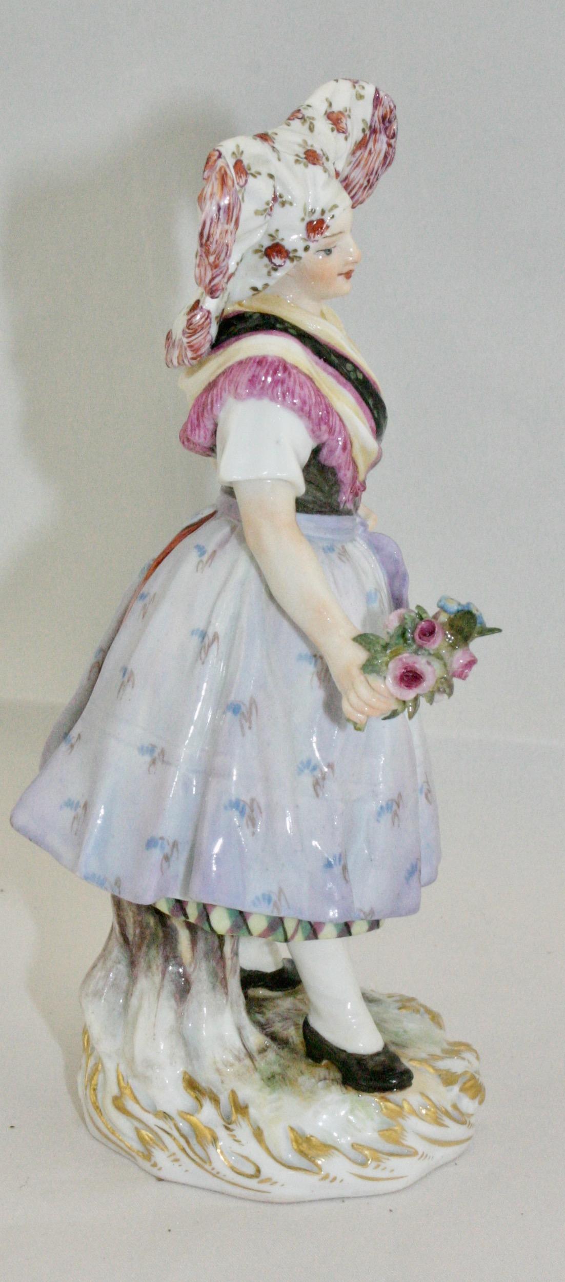 Allemand Figure de Meissen représentant une femme lusacienne en costume national par Hugo Speiler, vers 1887 en vente