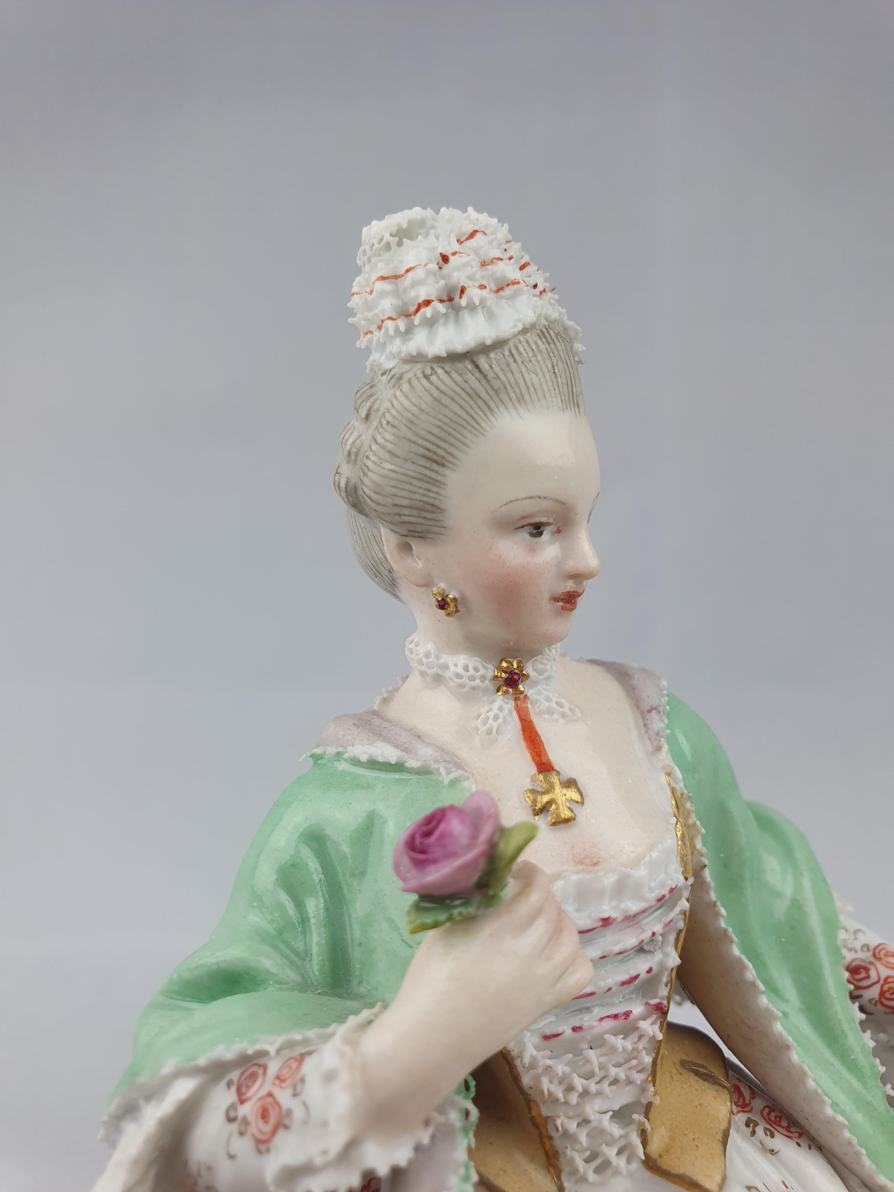 Meissen Figure of Sense of Sight 'Senses Series' In Good Condition For Sale In Altrincham, GB