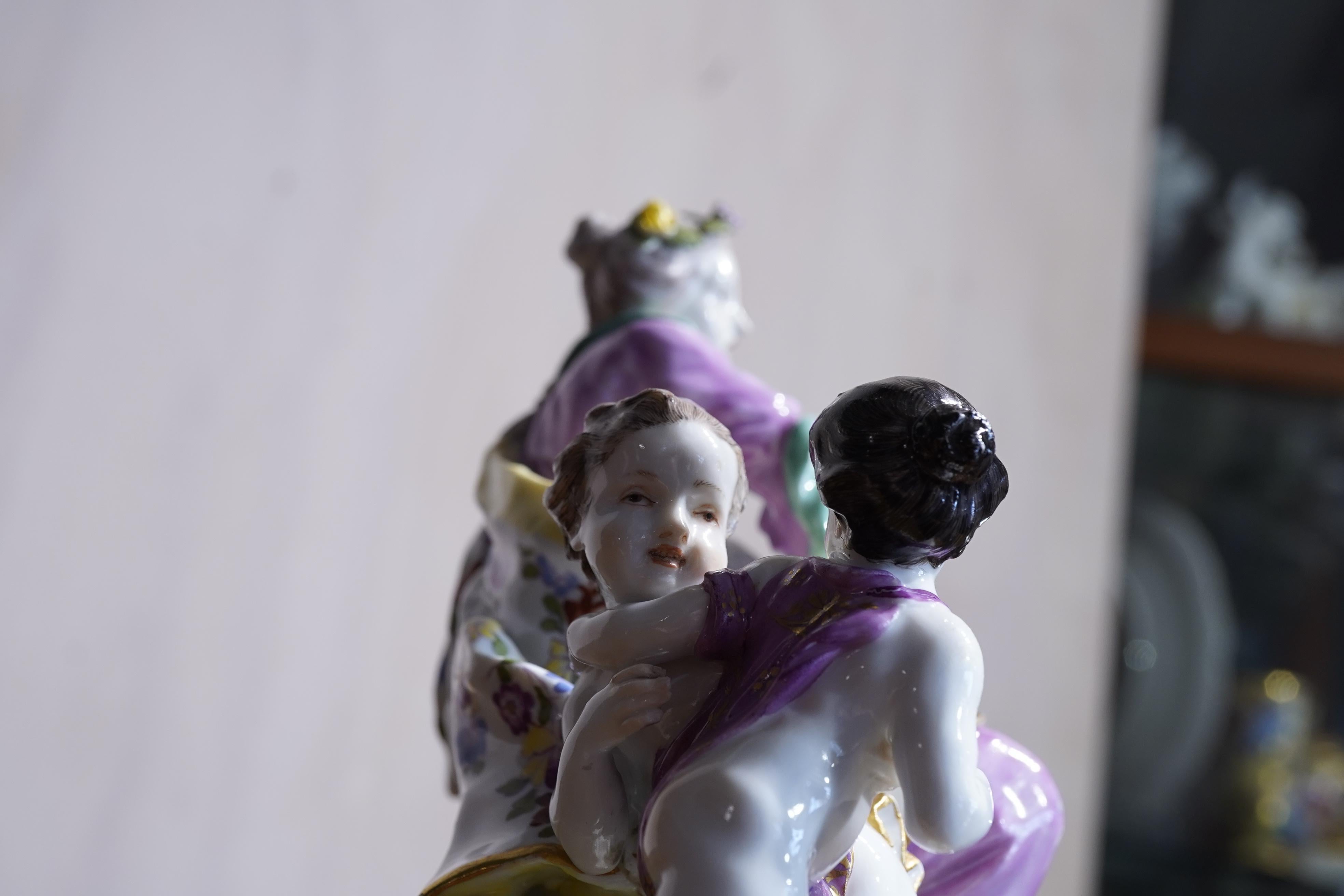 Meissen Figure of the Muse Terpsichore, by Kaendler, circa 1745 For Sale 2