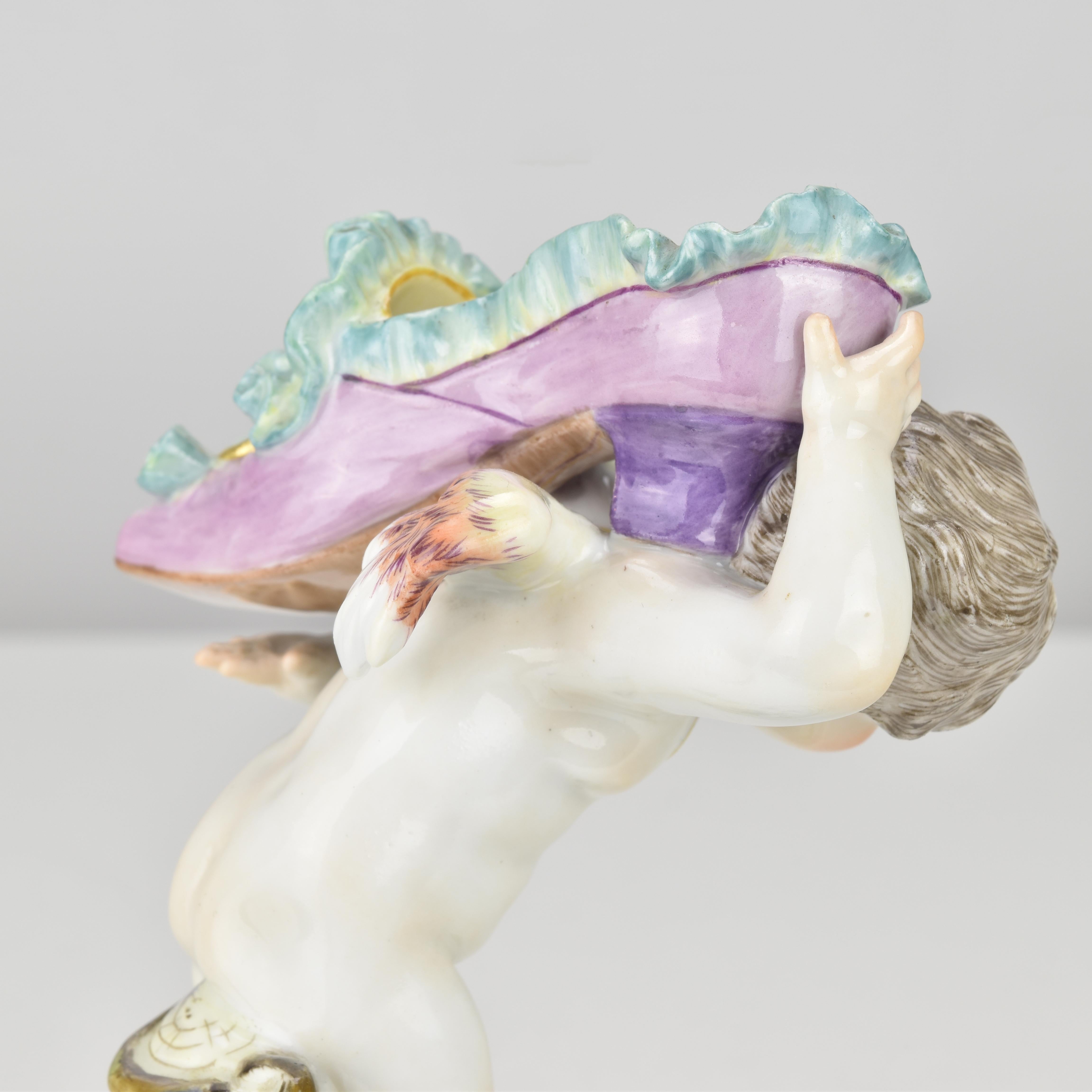 Meissen Figurine “Armor unter dem Pantoffel” Cupid with Slipper, 19th Century in vendita 8