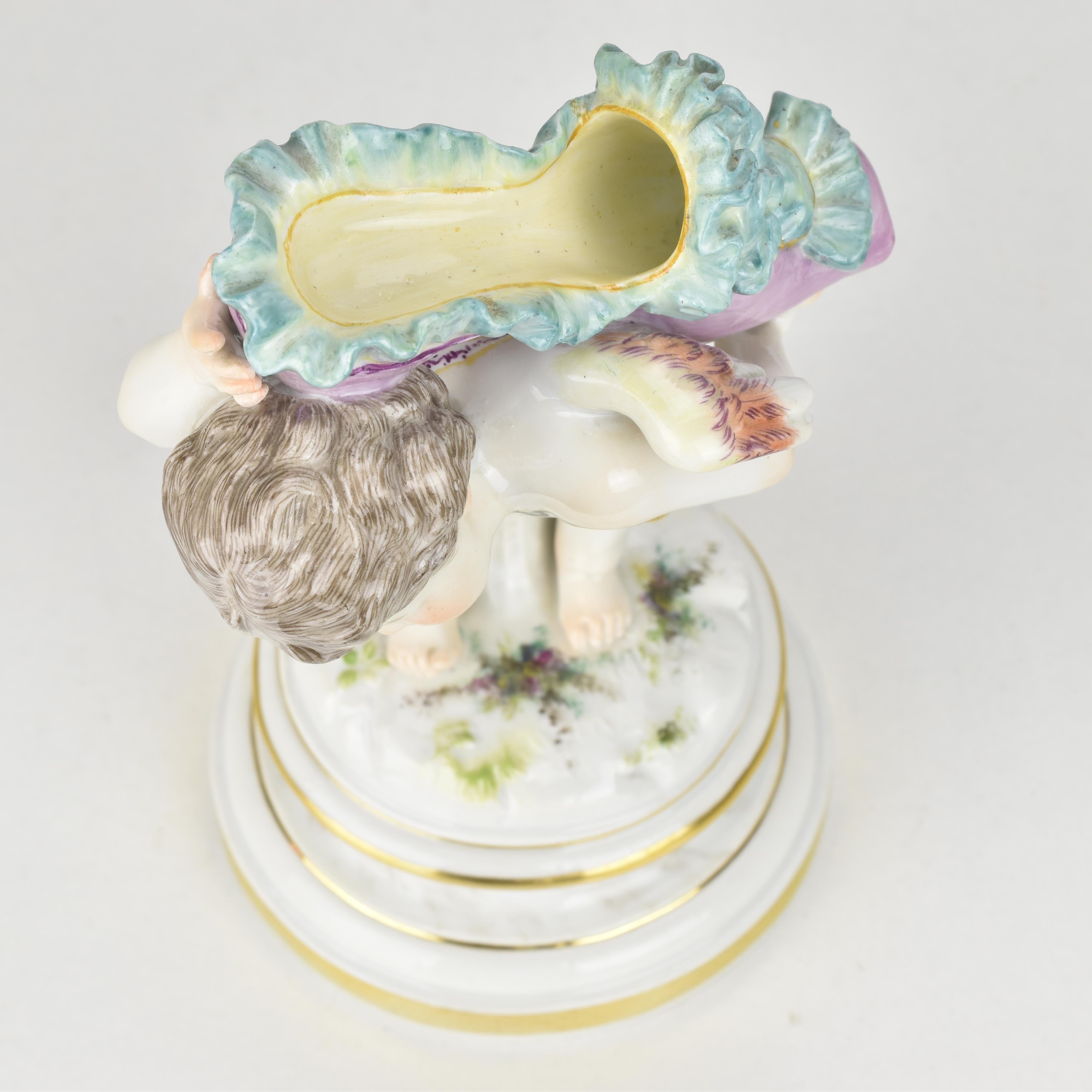 Meissen Figurine “Armor unter dem Pantoffel” Cupid with Slipper, 19th Century in vendita 9