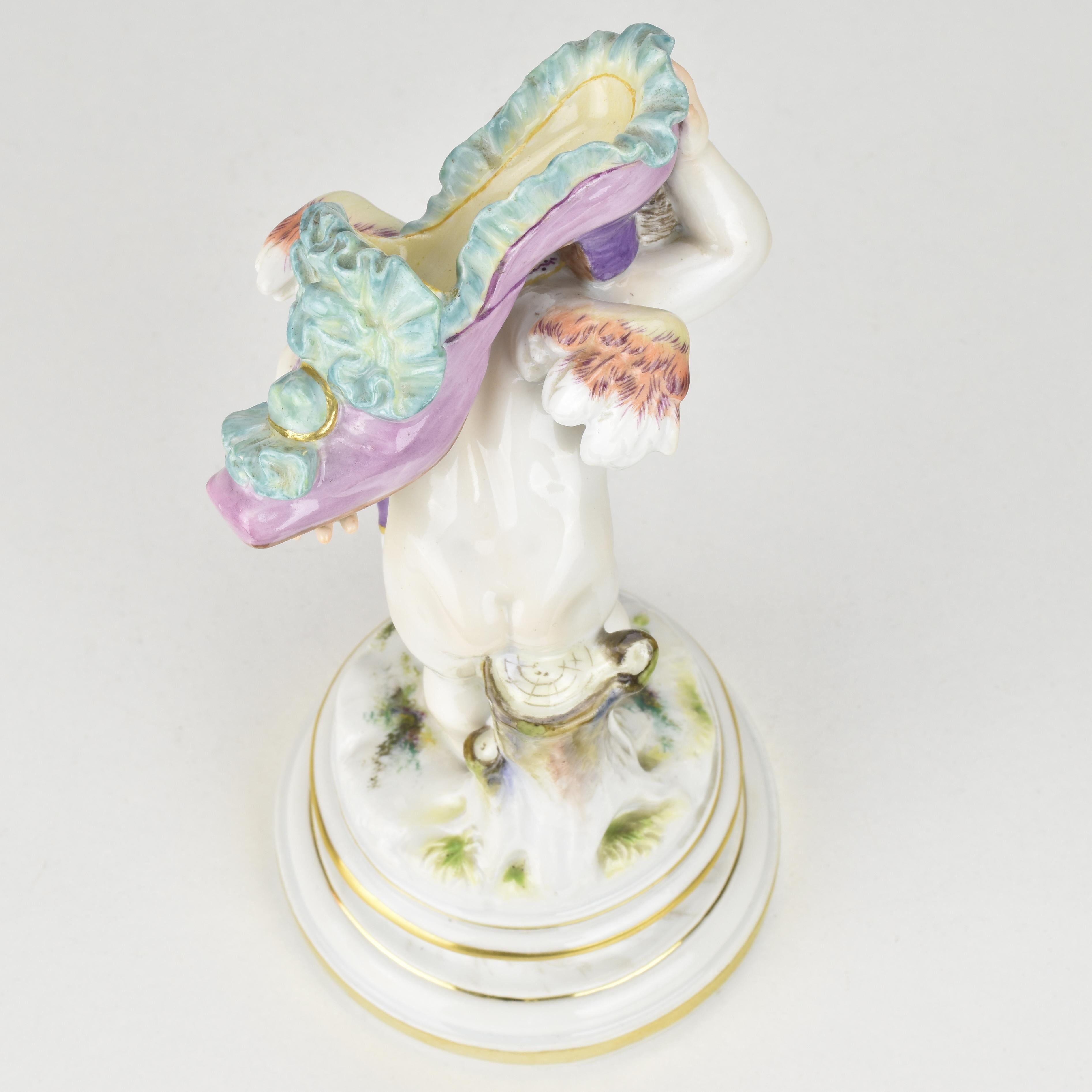 Meissen Figurine “Armor unter dem Pantoffel” Cupid with Slipper, 19th Century in vendita 10