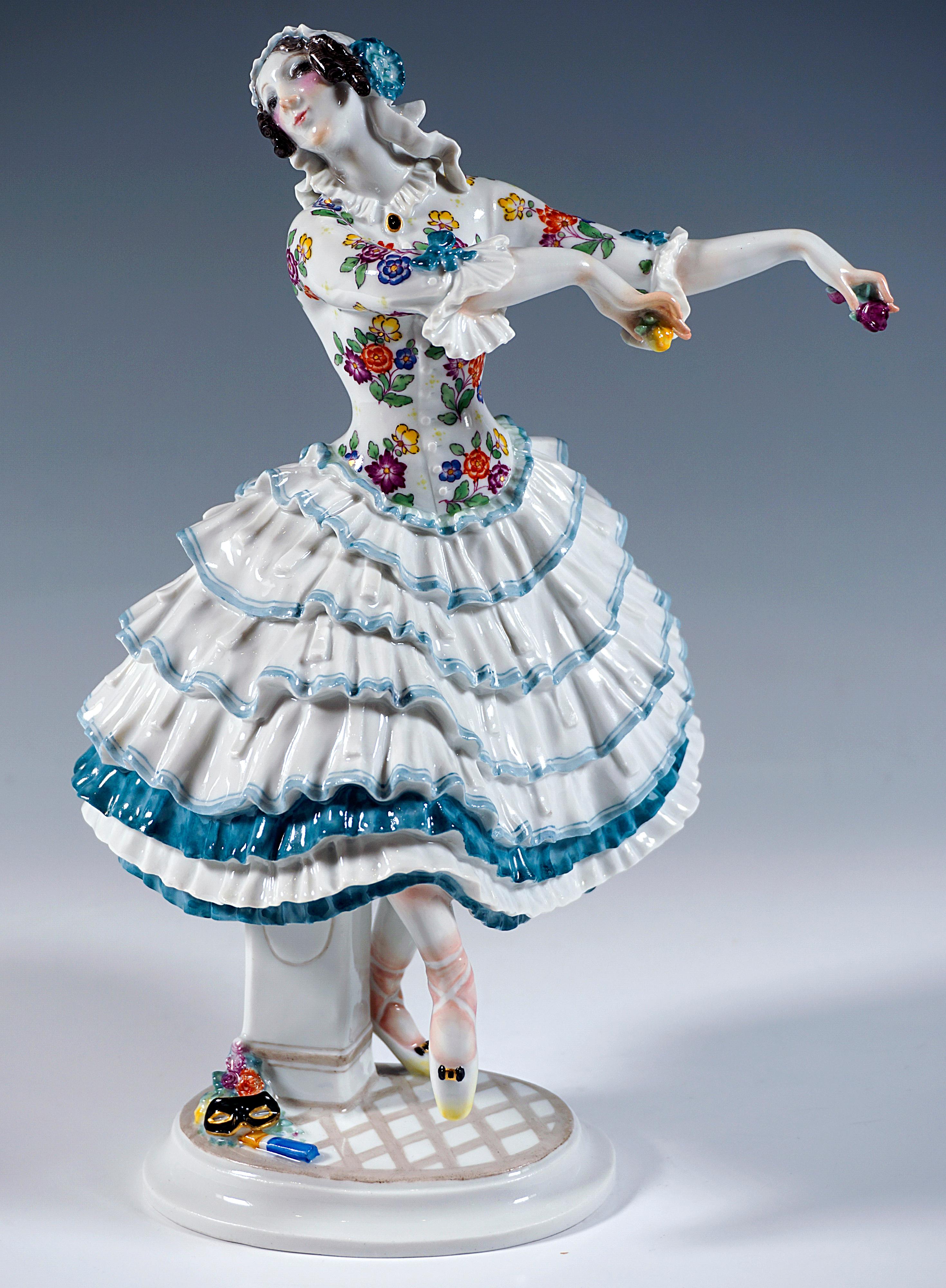 20th Century Meissen Figurine 'Chiarina', Russian Ballet 'Carnival', by Paul Scheurich, 20th For Sale