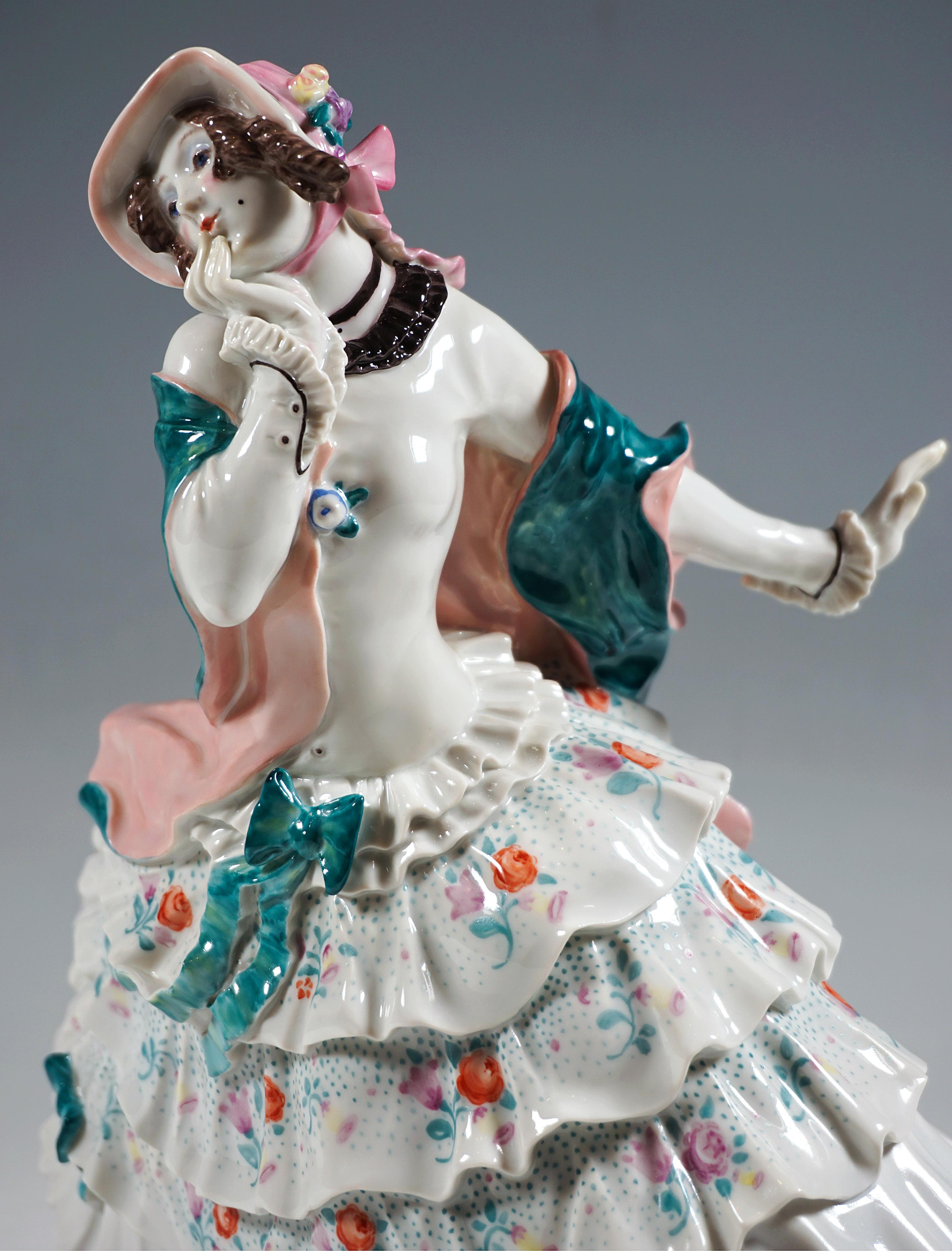 XX secolo Figurina di Meissen 'Estrella', balletto russo 'Carnevale', di Paul Scheurich, XX in vendita