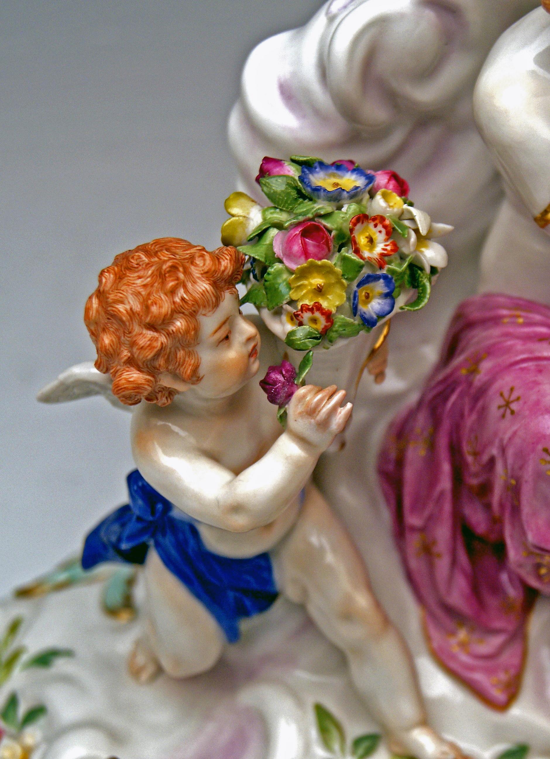 Meissen Figurines Allegory of Air Juno with Peacock Model O 199 Paul Helmig 1900 2