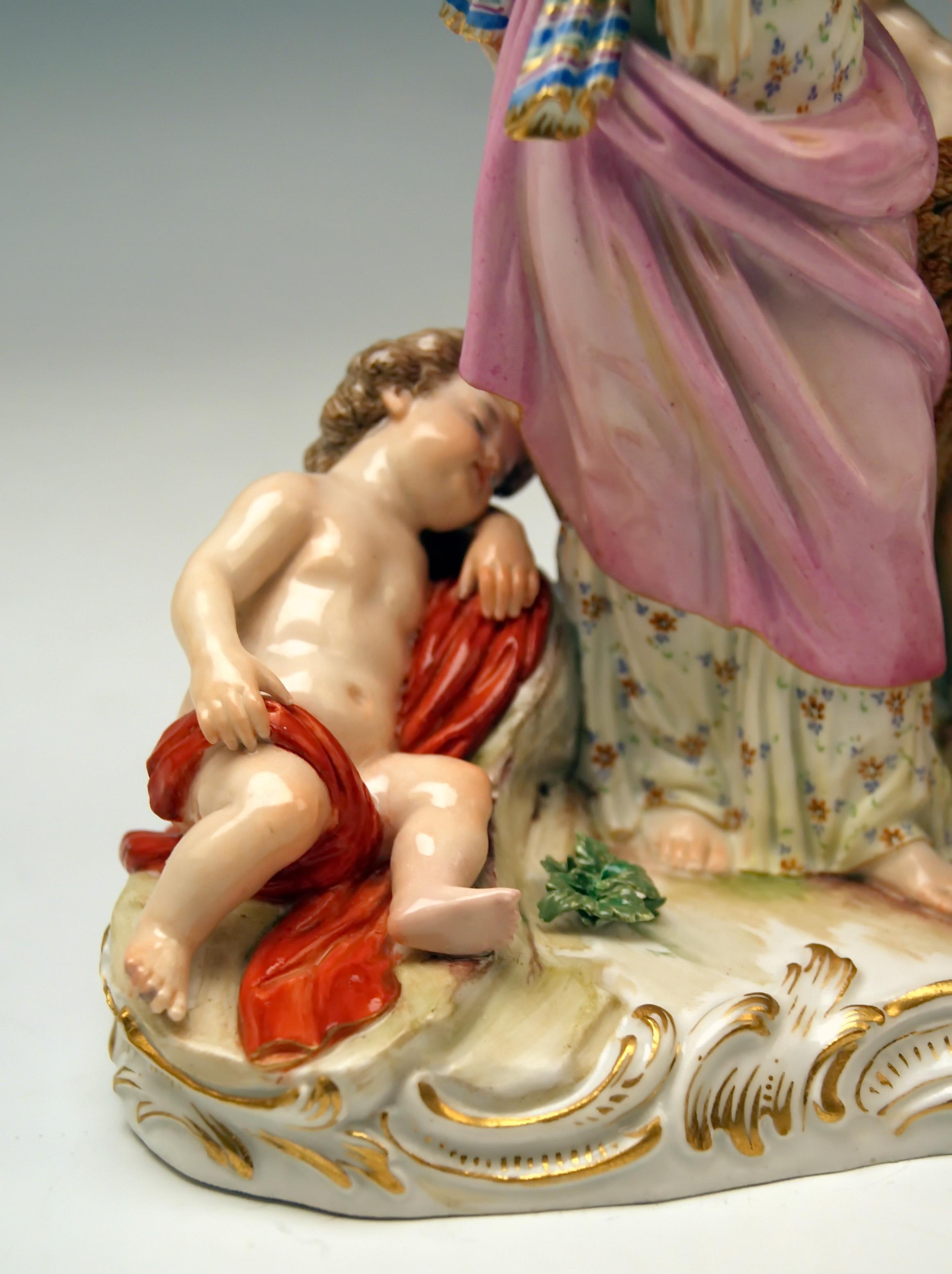 Rococo Meissen Figurines Ceres and Three Cherubs Agriculture Model D 3 Acier circa 1870