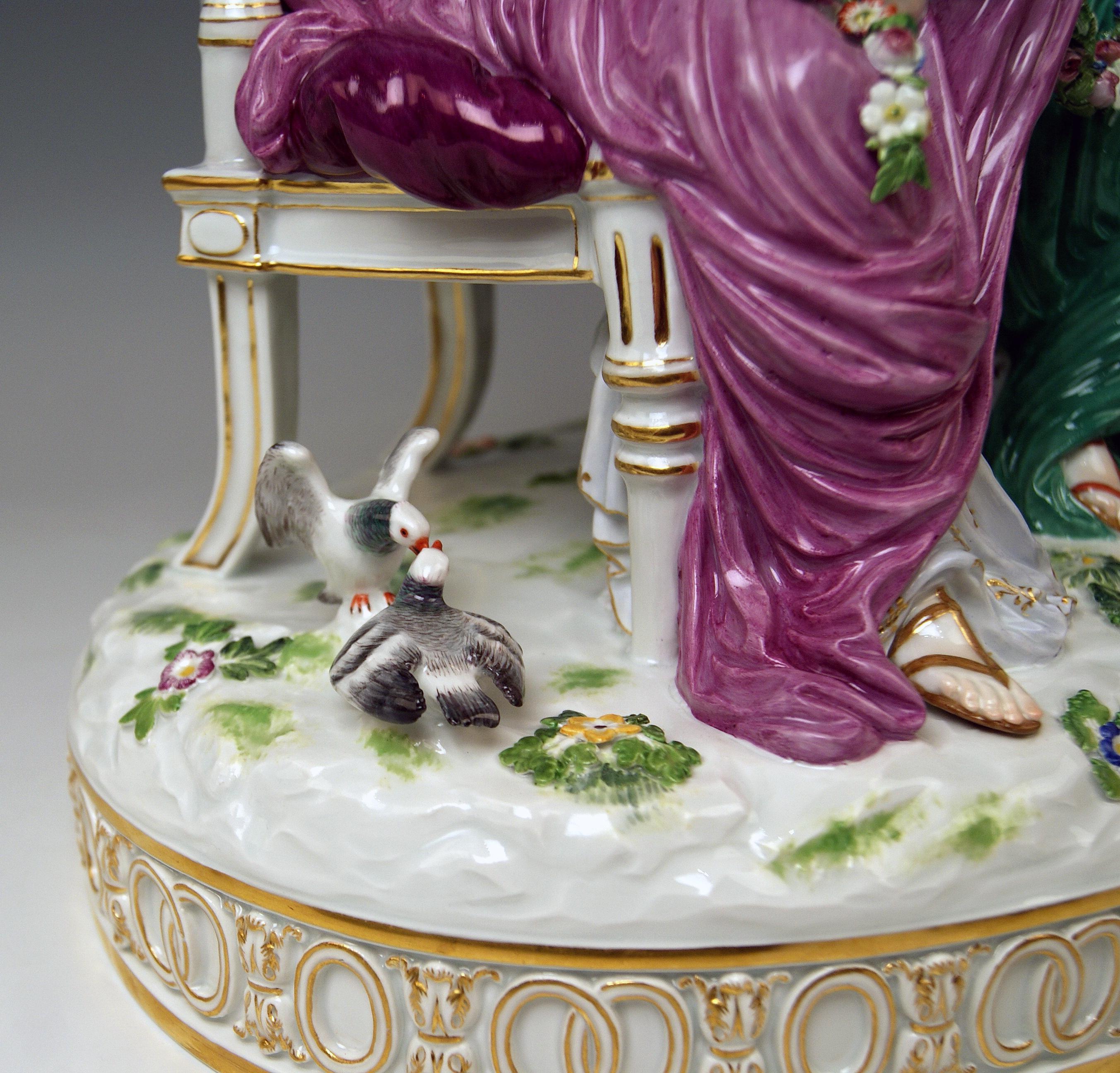 Meissen Figurines Cupid Being in Dire Straits J 82 by Juechtzer Made, circa 1860 In Good Condition In Vienna, AT