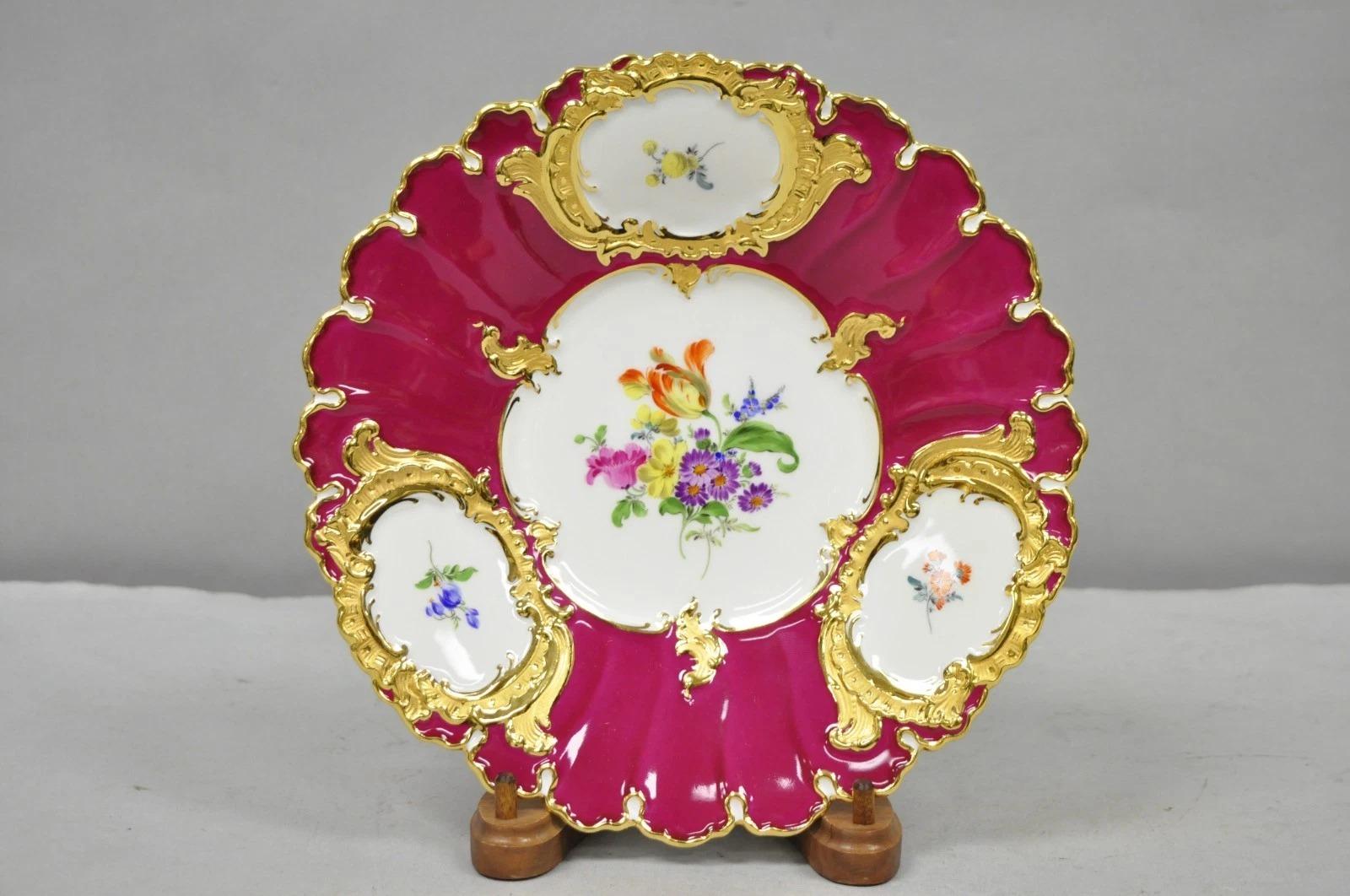 Meissen Porcelaine rouge peinte à la main et décorée de fleurs, Assiette d'armoire festonnée Bol en vente 5