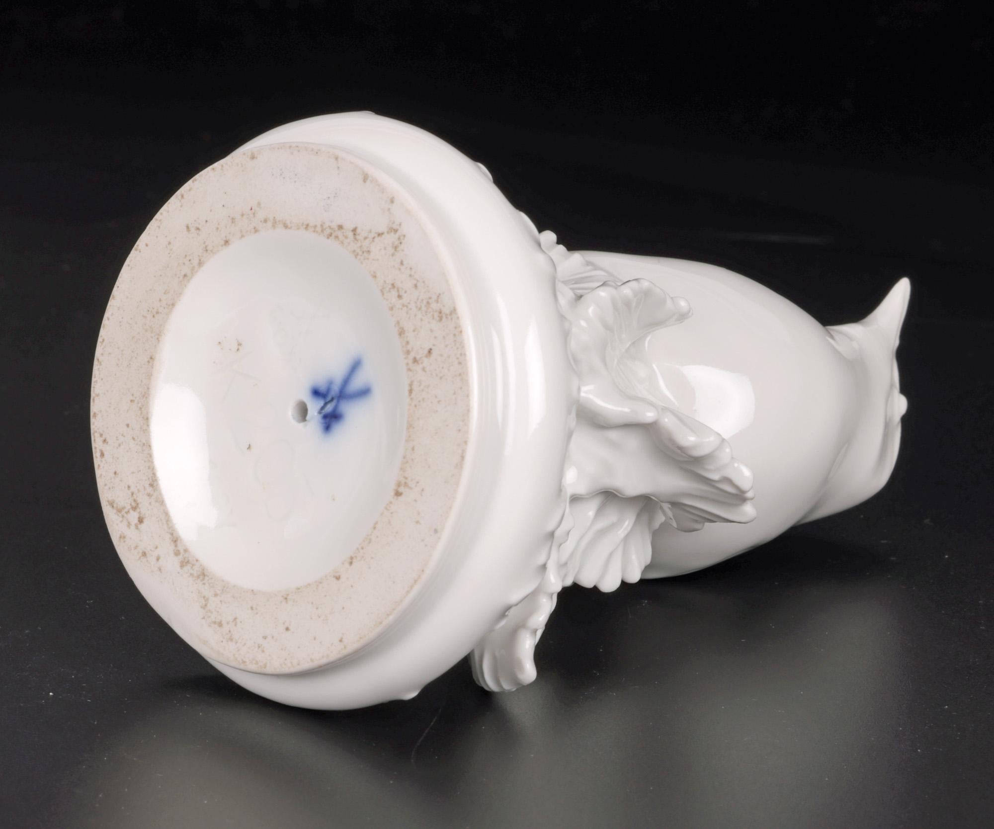 Figure d'oiseau de jardin en porcelaine allemande Weiss de Meissen en vente 1