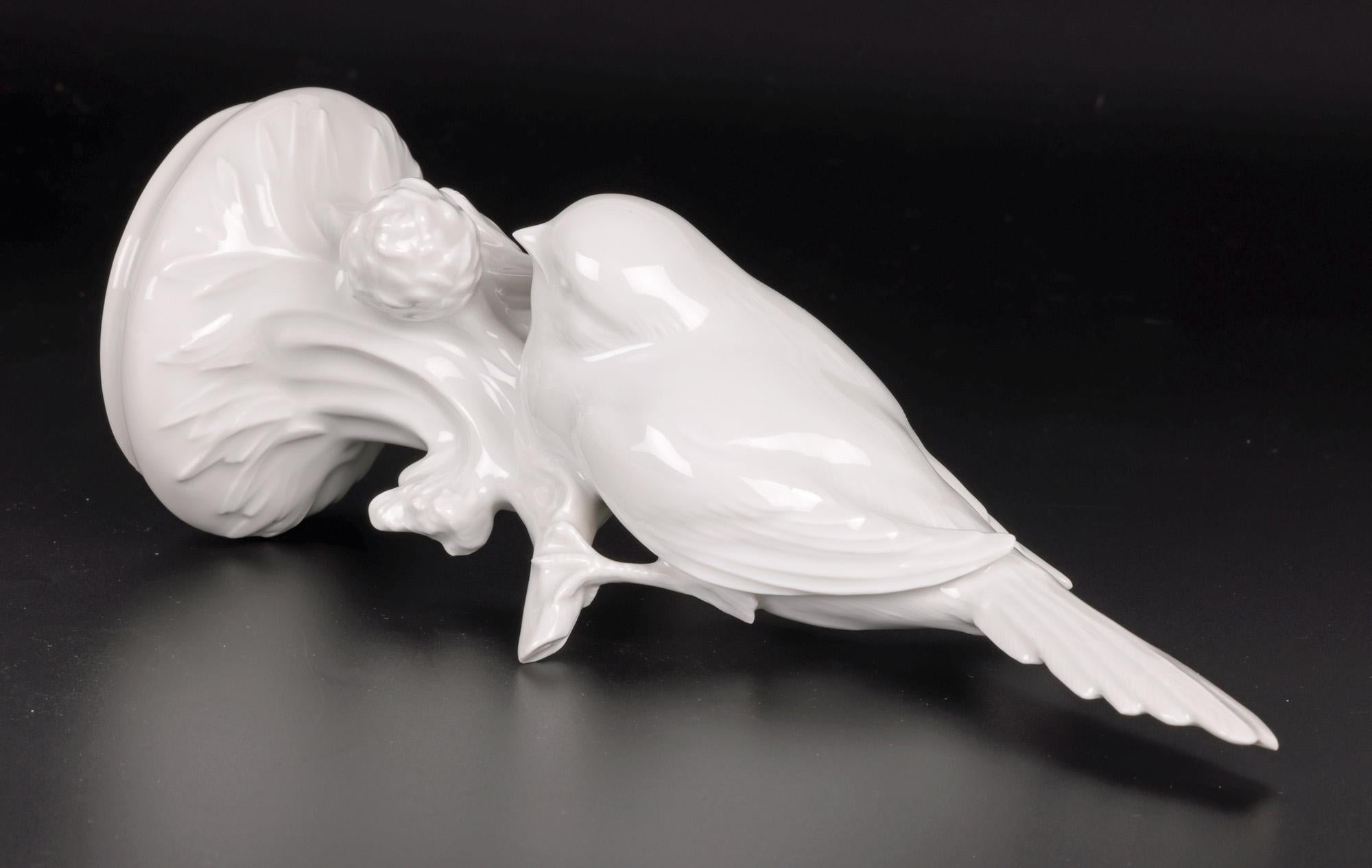 Glazed Meissen German Weiss Porcelain Garden Bird Figure For Sale