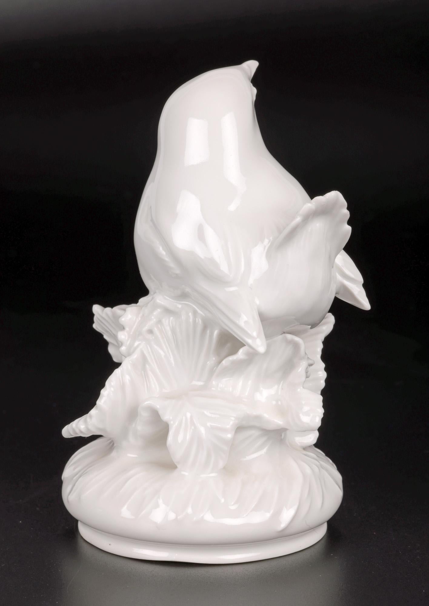 20th Century Meissen German Weiss Porcelain Garden Bird Figure For Sale