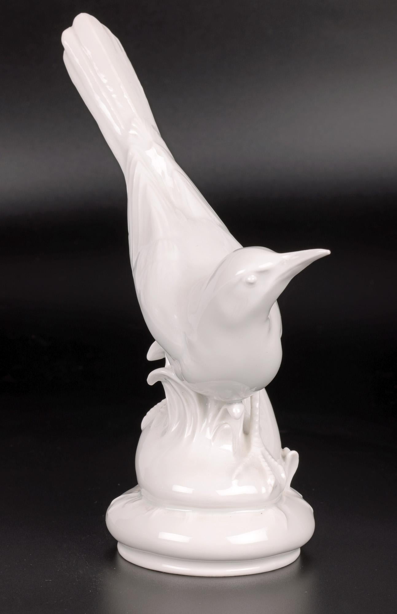 Meissen German Weiss Porcelain Garden Bird Starling Figure 1