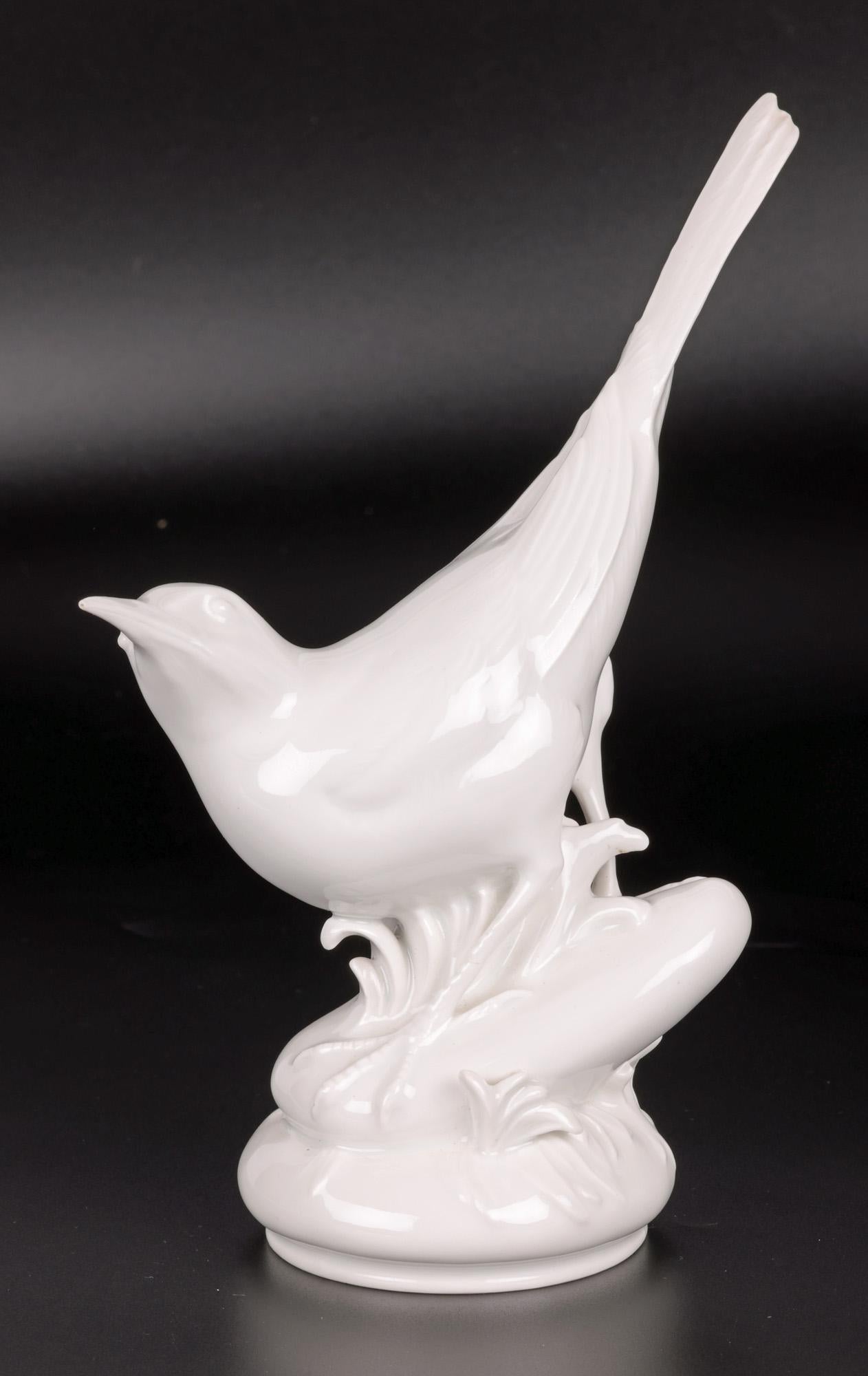 Meissen German Weiss Porcelain Garden Bird Starling Figure 8