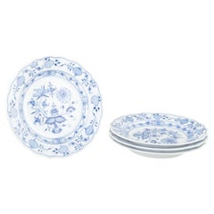 Meissen, Germany. 4 porcelai plates with “Blue Onion” pattern.