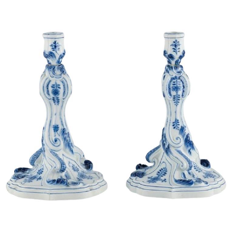 Meissen, Germany, a Pair of Large Antique Bulb Pattern Candlesticks, 19th C For Sale