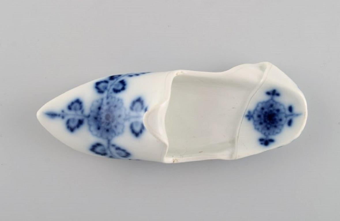 19th Century Meissen, Germany, Antique Miniature Slipper in Hand-Painted Porcelain For Sale