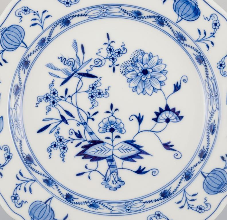 Meissen, Alemania. Patrón Cebolla Azul. Cuatro platos hondos. siglo XX en venta