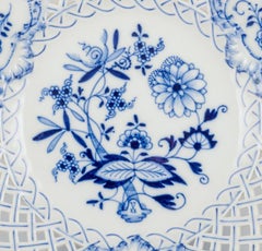 Meissen, Germany. Blue Onion pattern. Large round open lace plate.