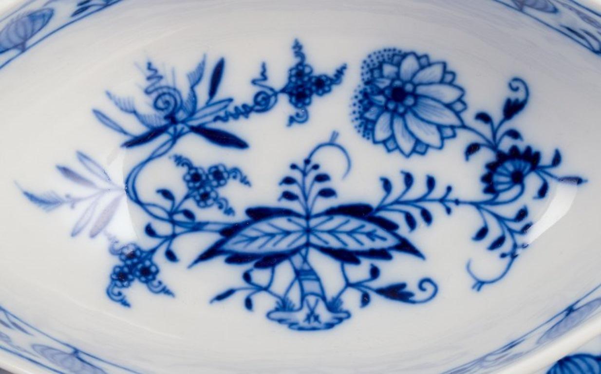 Porcelain Meissen, Germany. Blue Onion pattern sauce boat with two handles. For Sale