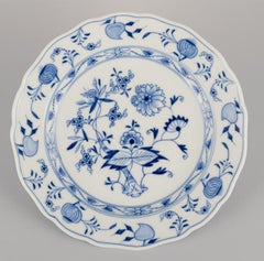 Meissen, Germany. Blue Onion pattern. Set of six dinner plates.