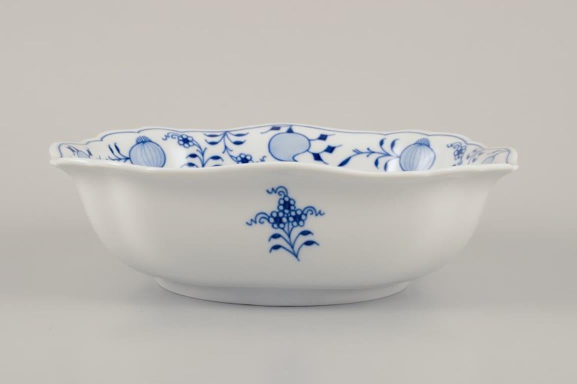 Meissen, Alemania. Cuenco cuadrado con dibujo de cebolla azul. Porcelana pintada a mano. Alemán en venta
