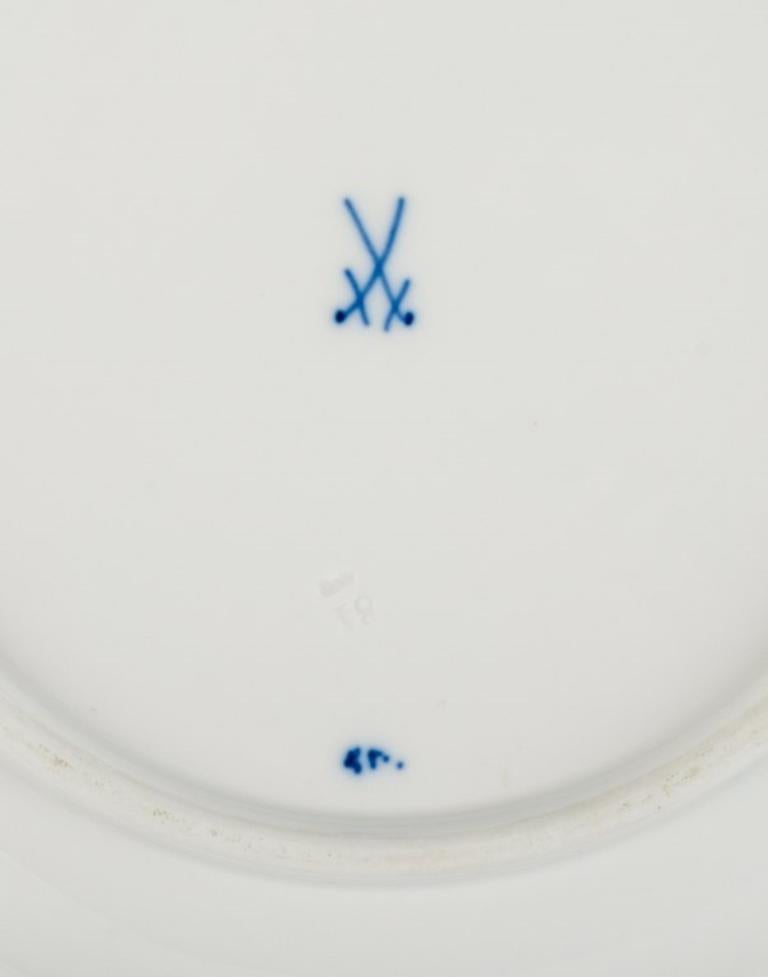 Porcelain Meissen, Germany. Five Blue Onion Pattern Dinner Plates