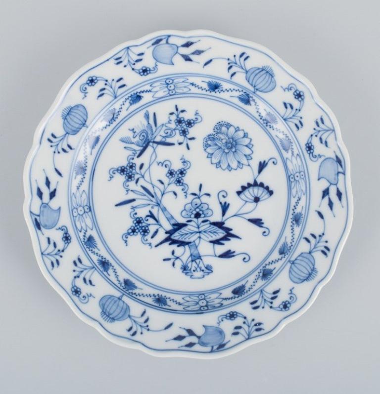 Meissen, Germania, quattro piatti con motivo Blue Onion.
Dipinto a mano.
Circa 1900.
Contrassegnato.
In perfette condizioni.
Terza qualità di fabbrica.
Dimensioni: D. A. 17,4 cm.


