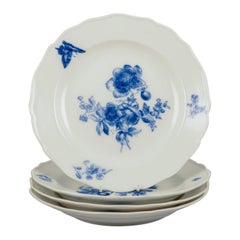 Meissen, Alemania. Cuatro platos llanos de porcelana. Años 20/30