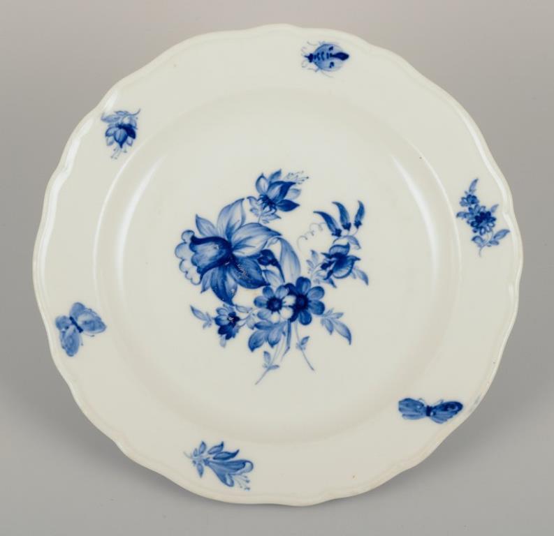 Hand-Painted Meissen, Germany. Four porcelain lunch plates with floral motifs and insects. For Sale