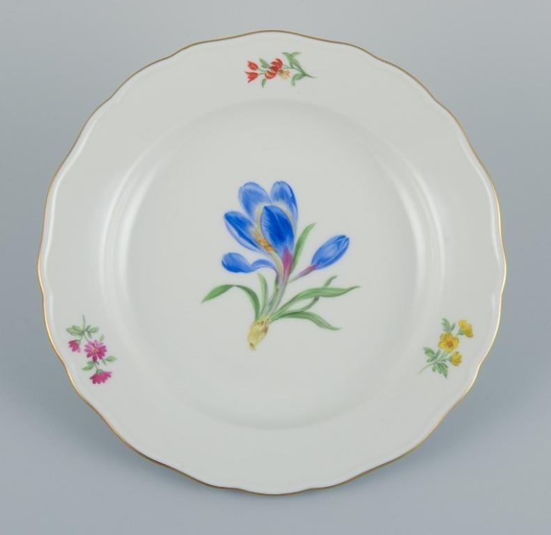 Meissen, Germany. Four porcelain plates hand-painted with various floral motifs and gold rim.
Approx. 1930s.
In perfect condition.
First factory quality.
Marked.
Dimensions: D 19.8 cm.