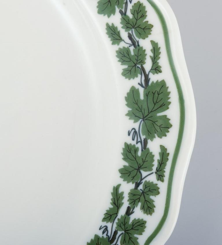 Hand-Painted Meissen, Germany, Green Ivy Vine. Nine porcelain plates. 1930s/1940s.  For Sale