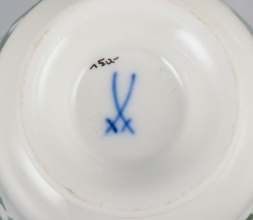 Meissen, Deutschland, Green Ivy Vine, drei Kaffeebecher mit Untertassen. im Angebot 2