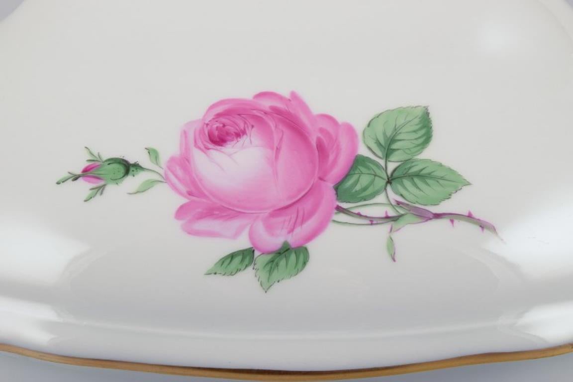 Tedesco Meissen, Germania, grande zuppiera con coperchio 