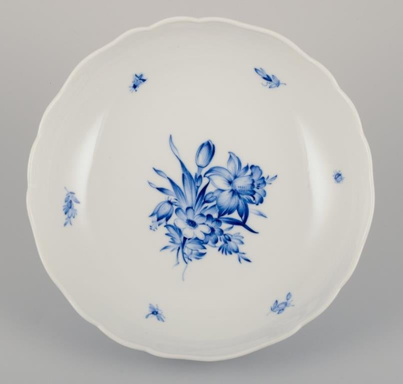 Hand-Painted Meissen, Germany. Large porcelain bowl with floral motifs and insects For Sale
