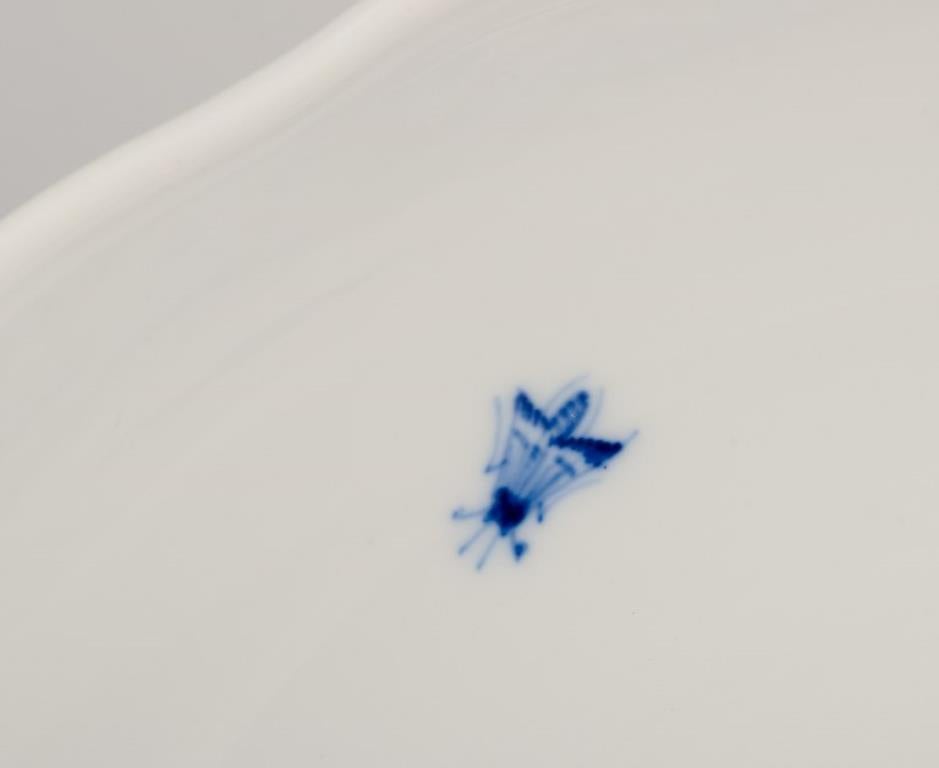 Early 20th Century Meissen, Germany. Large porcelain bowl with floral motifs and insects For Sale