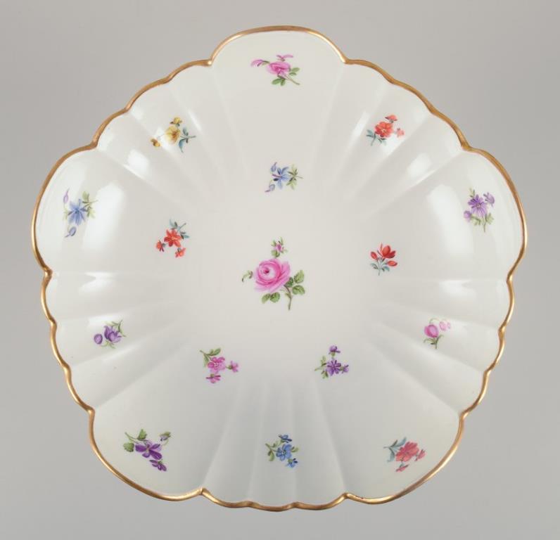 Meissen, Alemania. Gran centro de mesa de porcelana. Aprox. 1900 Alemán en venta