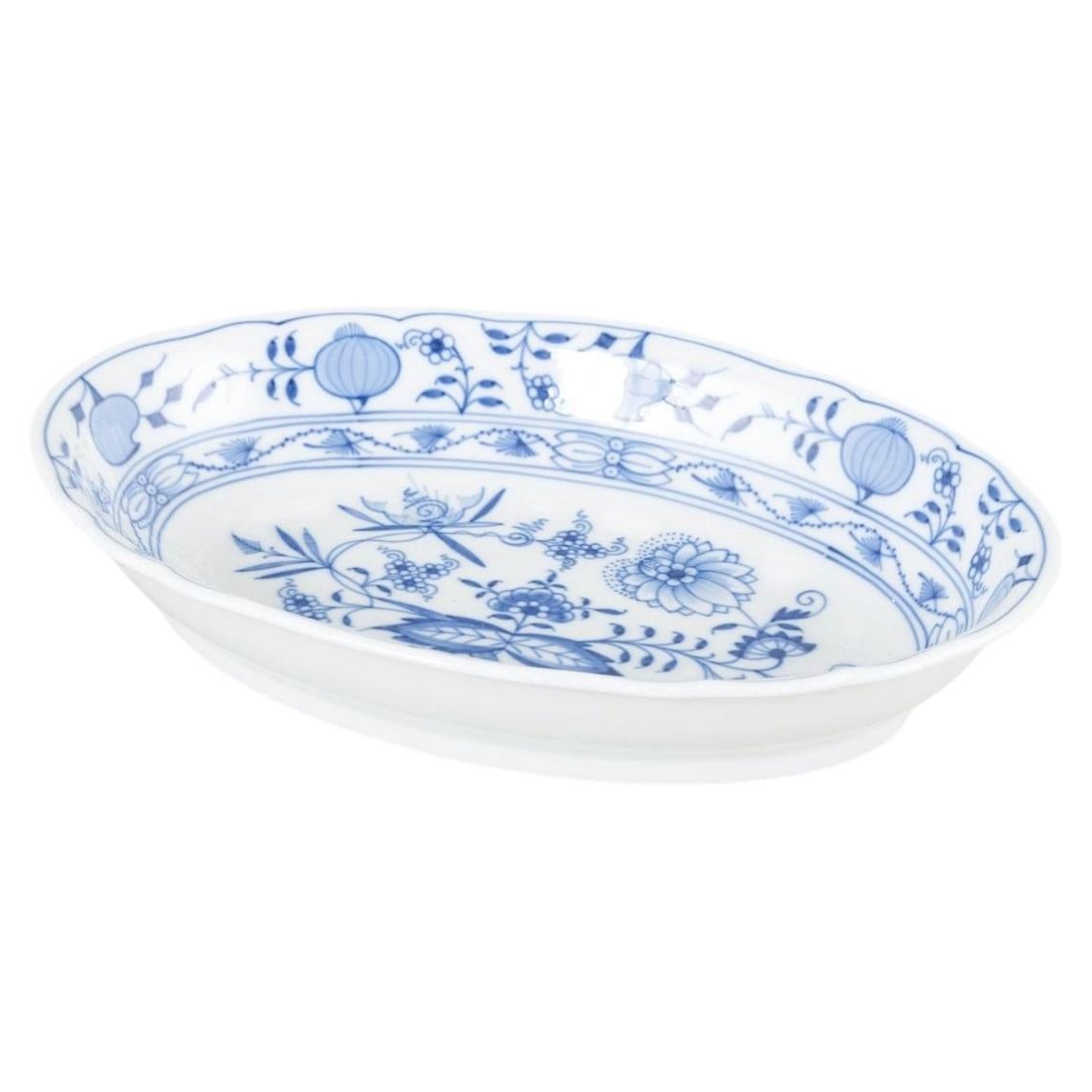 Meissen, Germany. Oval porcelain bowl with “Blue Onion” pattern, mid-20th C.