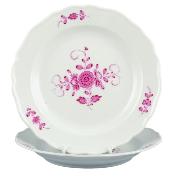 Meissen, Germany, Pink Indian, Set of Two Plates, Approx. 1900 For Sale