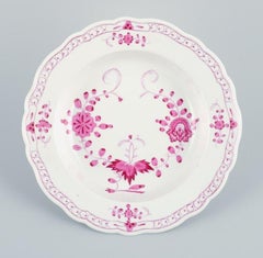 Meissen, Germany, Pink Indian, Three Deep Plates in Porcelain