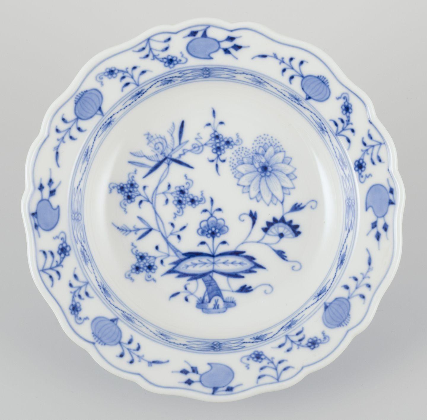 Glazed Meissen, Germany. Set of five small Blue Onion pattern porcelain plates. For Sale
