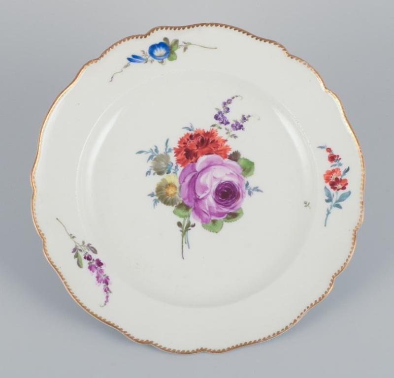 Porcelain Meissen, Germany. Set of six antique porcelain dinner plates. Ca 1800 For Sale